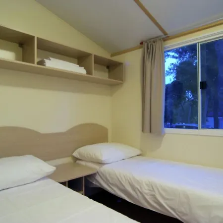 Comfortable With Two Bathrooms At 31 Km From Zadar Hotel